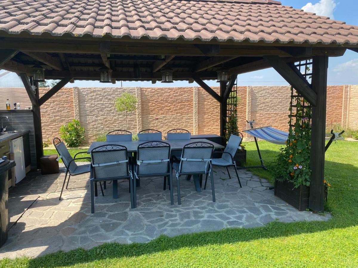Penzion Kameňák Kamenný Újezd Exterior foto